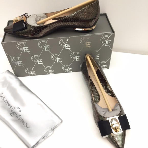 🆕 Skull & Bow Ornamented Pointy Flats - Picture 2 of 3